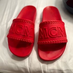 MCM Women's Logo Group Slide Lychee EUR 40 US 9